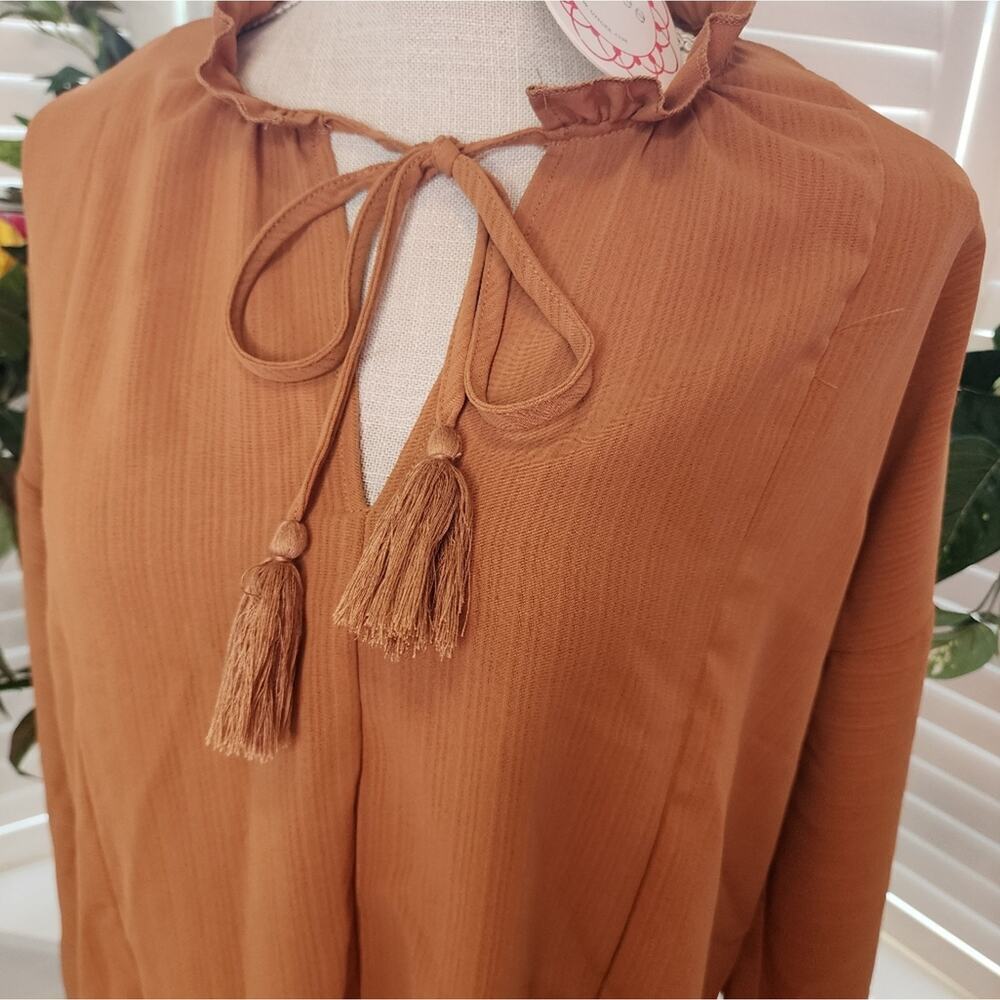 563 UMGEE CLAY TOP WITH TASSEL TIE LACE ACCENTS MUSTARD - Picture 3 of 7